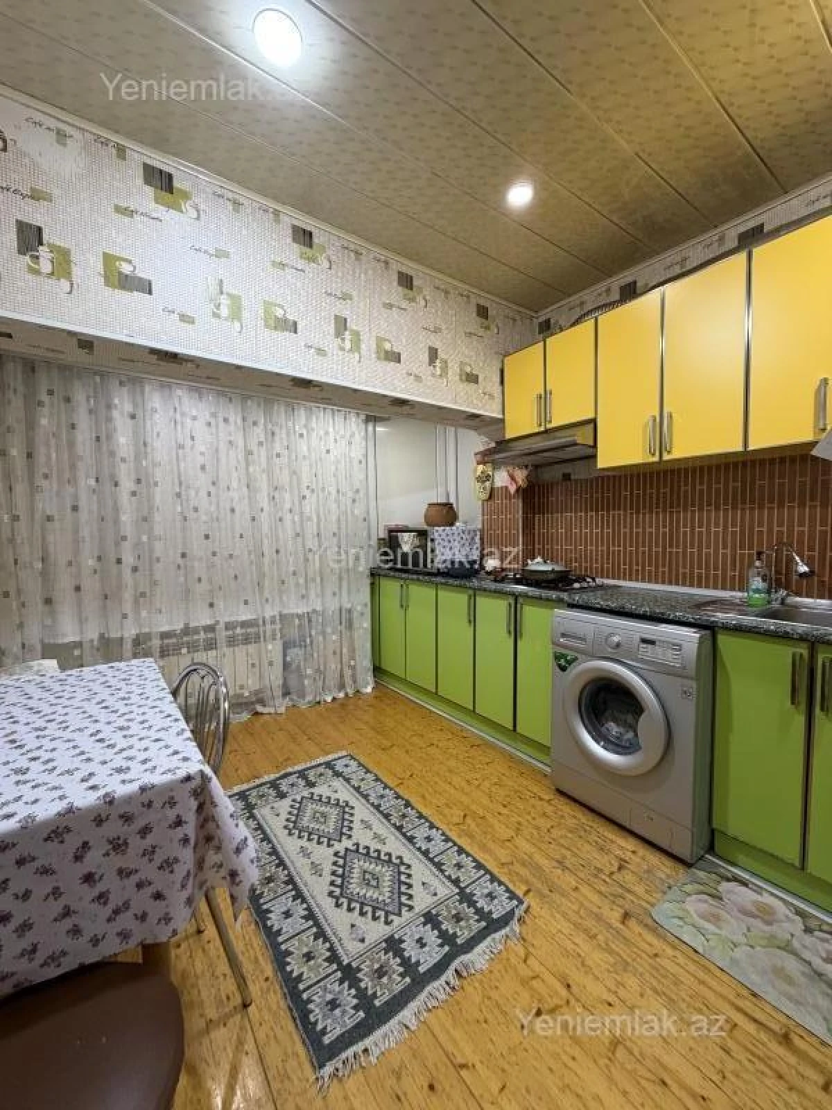 Satılır 3 otaqlı yeni tikili 73 m²