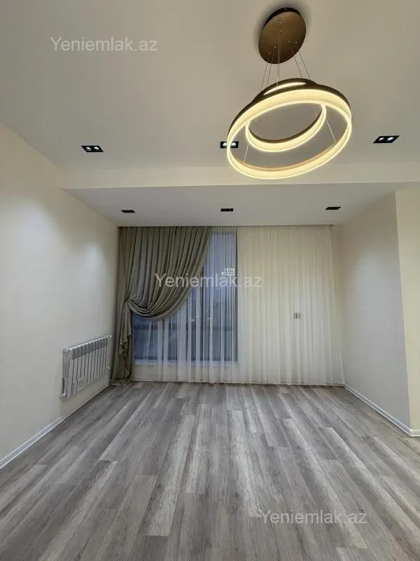 Satılır 3 otaqlı yeni tikili 79 m²