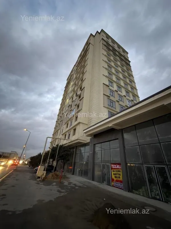 Satılır 3 otaqlı yeni tikili 79 m²