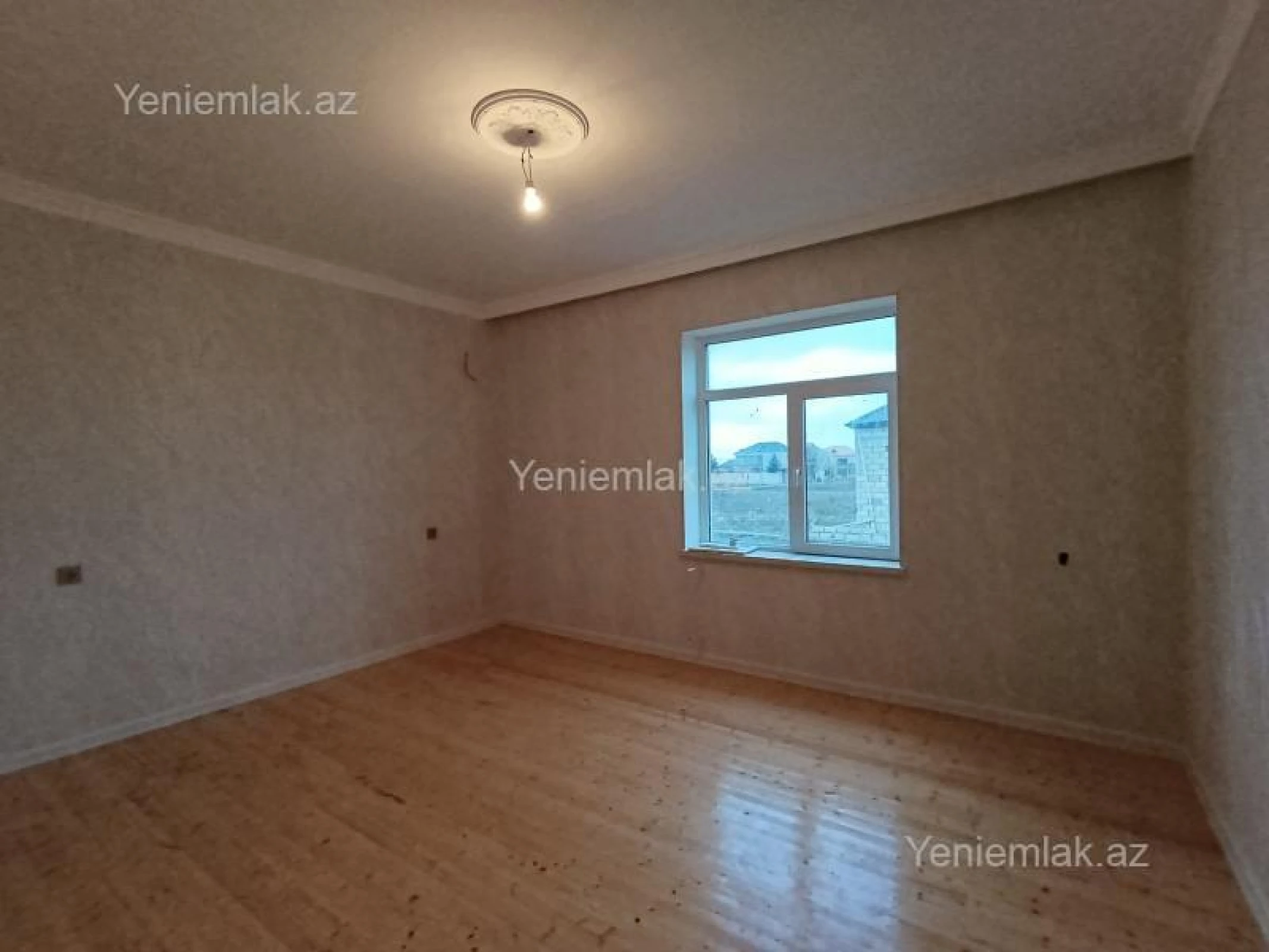 Satılır 3 otaqlı həyət evi 110 m²