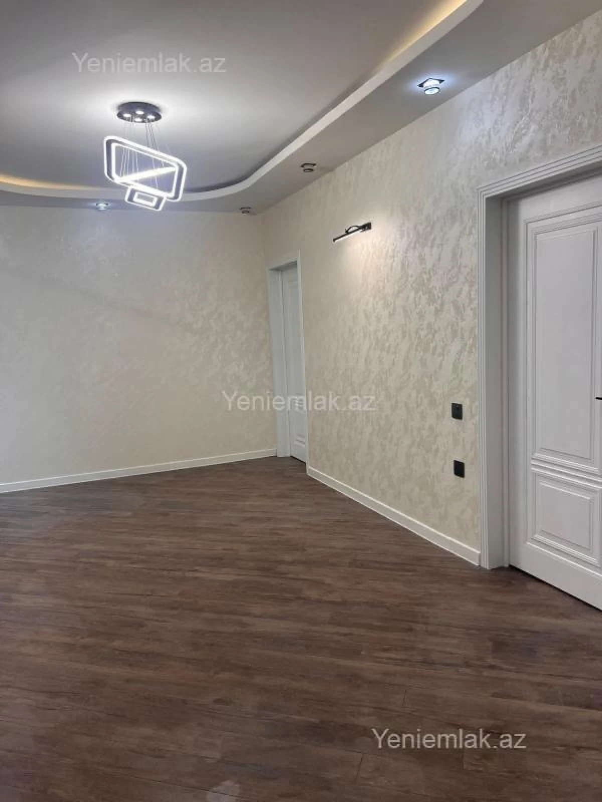 Satılır 3 otaqlı köhnə tikili 70 m²