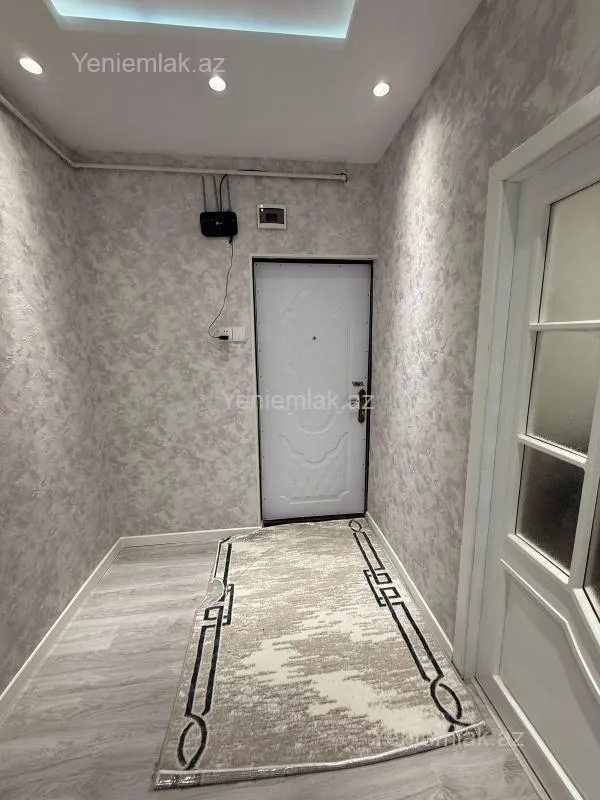 Satılır 3 otaqlı köhnə tikili 90 m²