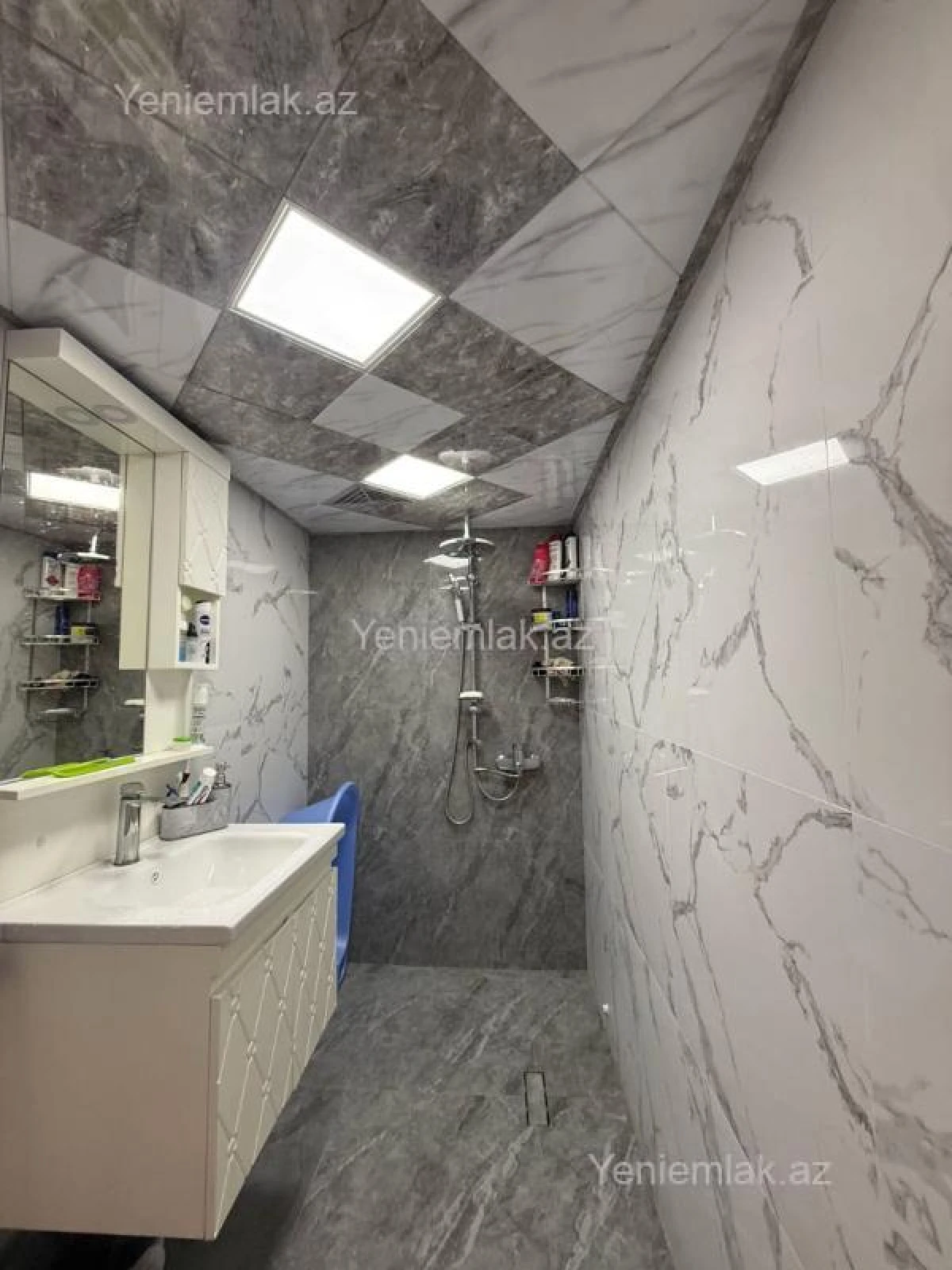 Satılır 3 otaqlı köhnə tikili 90 m²