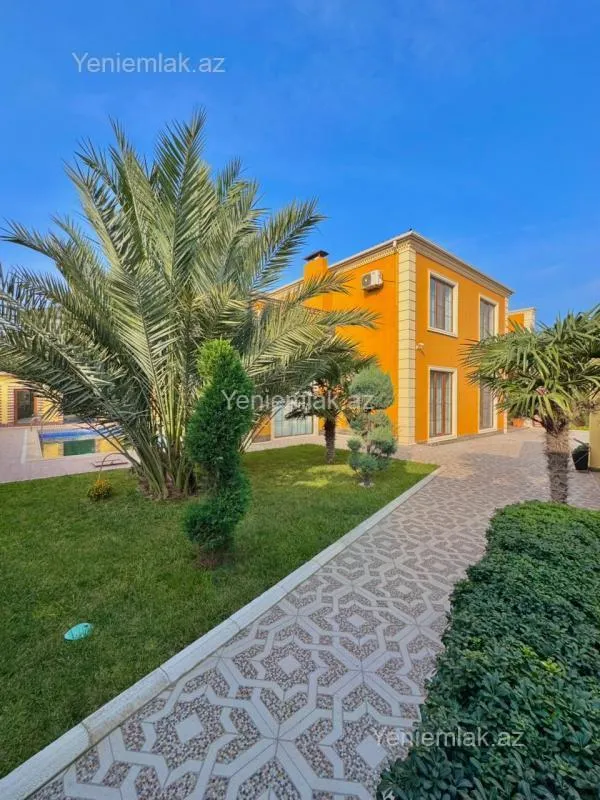 Satılır 6 otaqlı həyət evi 500 m²