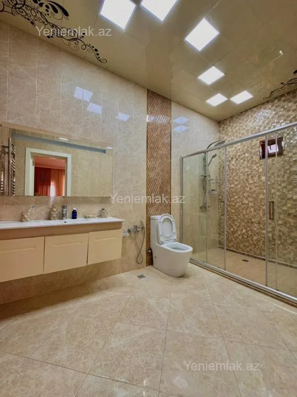 Satılır 6 otaqlı həyət evi 500 m²