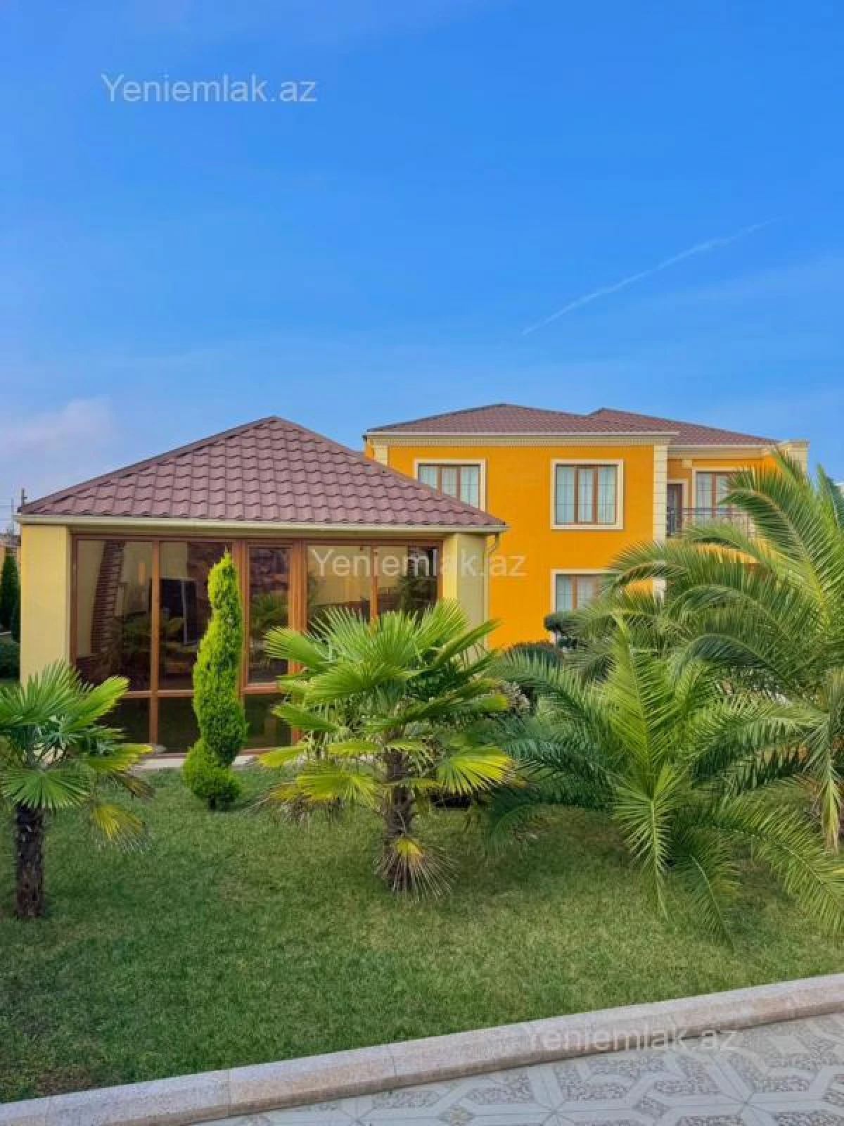 Satılır 6 otaqlı həyət evi 500 m²