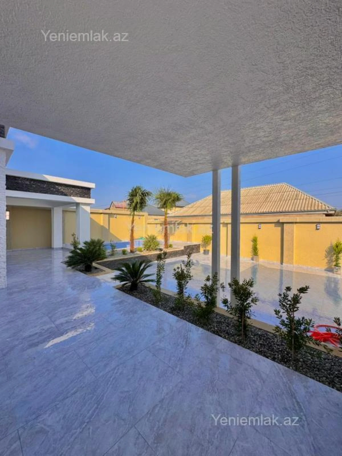 Satılır 4 otaqlı həyət evi 150 m²