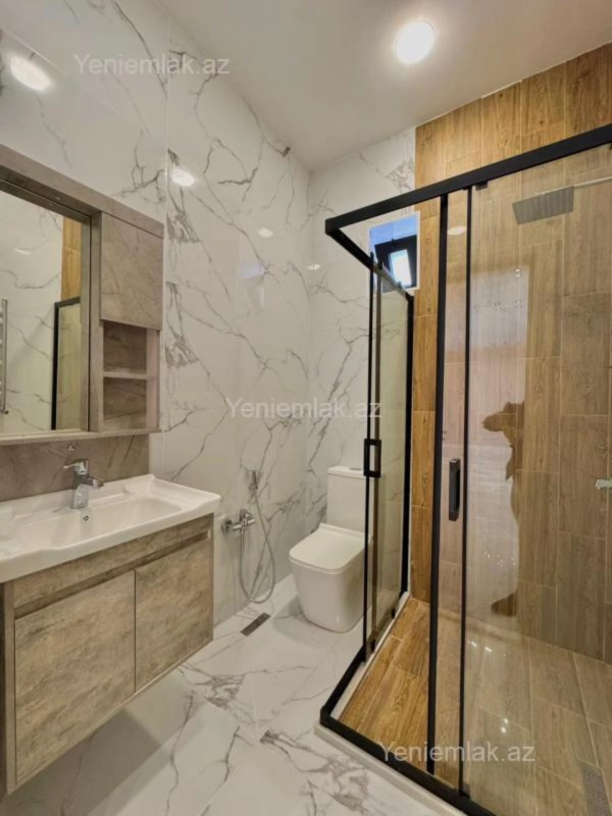 Satılır 4 otaqlı həyət evi 150 m²