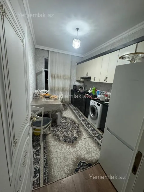 Satılır 3 otaqlı yeni tikili 84 m²