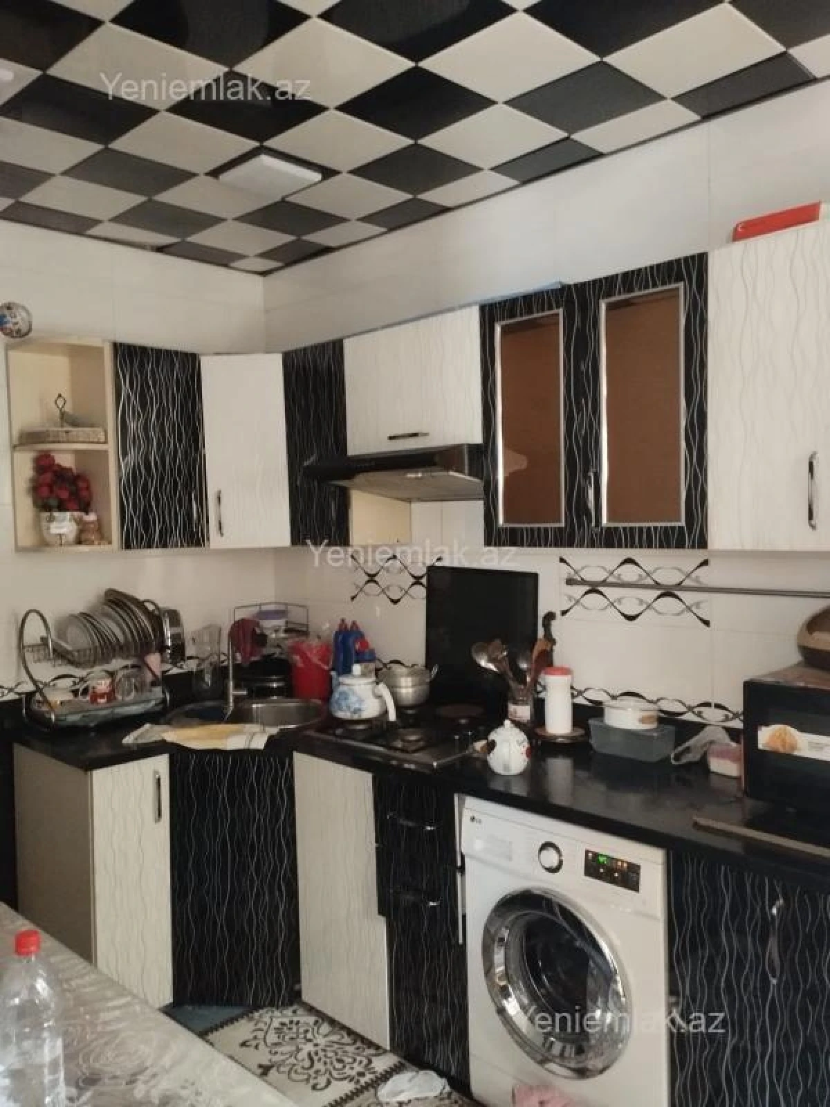 Satılır 3 otaqlı köhnə tikili 69 m²
