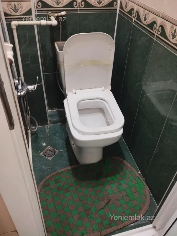 Satılır 3 otaqlı köhnə tikili 69 m²