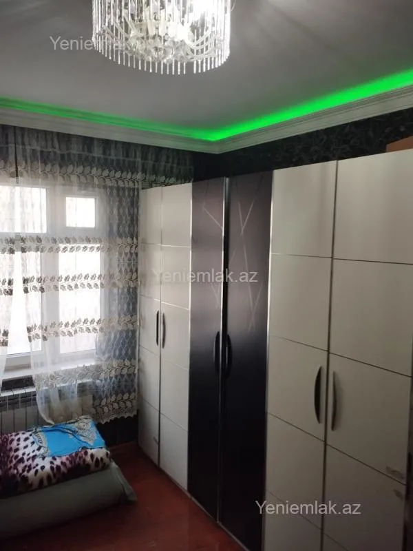 Satılır 3 otaqlı köhnə tikili 69 m²