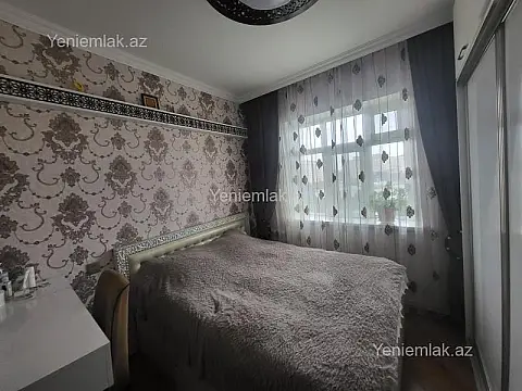 Satılır 3 otaqlı köhnə tikili 72 m²