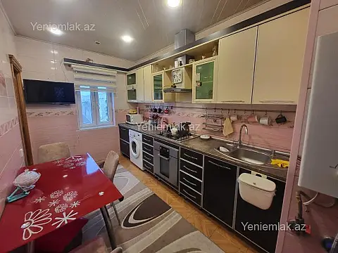 Satılır 3 otaqlı köhnə tikili 72 m²