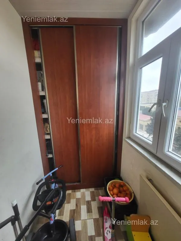 Satılır 3 otaqlı köhnə tikili 72 m²