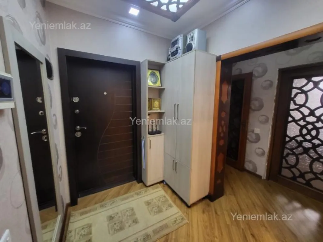 Satılır 3 otaqlı köhnə tikili 72 m²