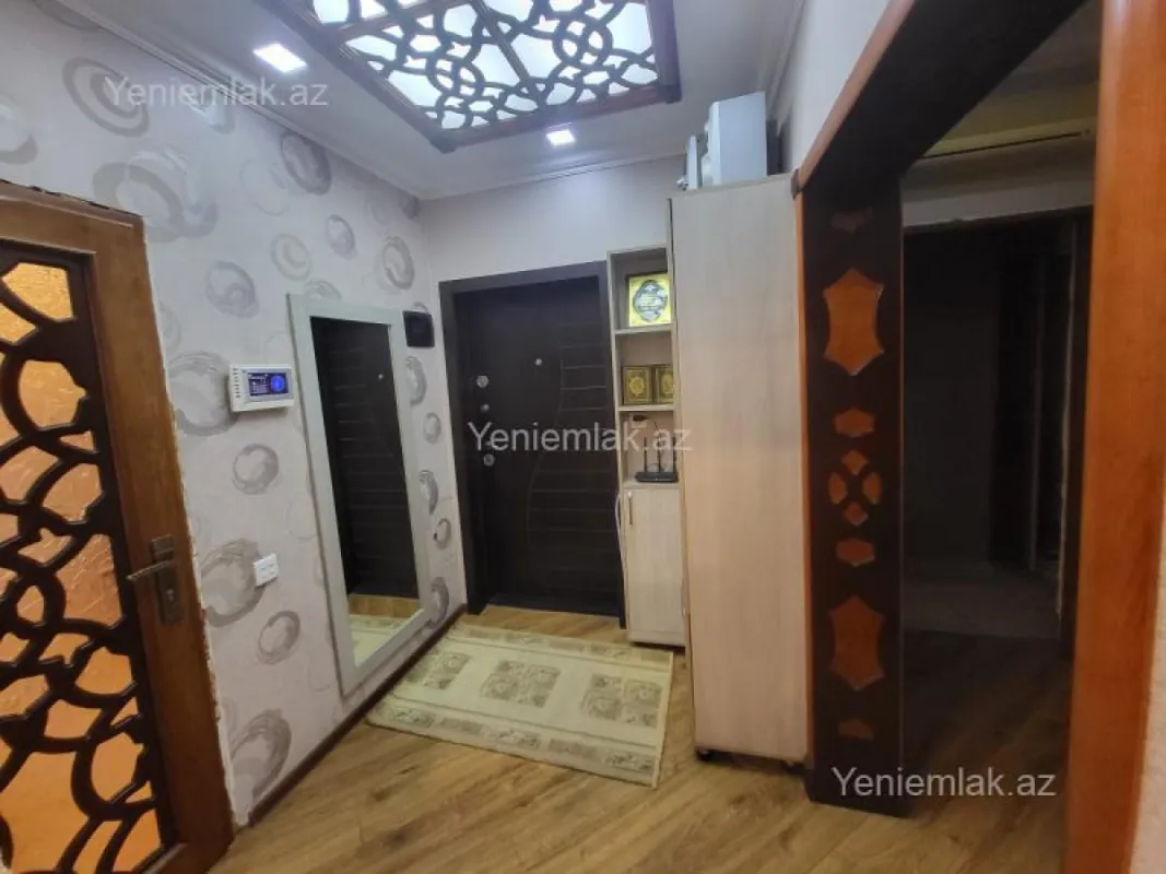 Satılır 3 otaqlı köhnə tikili 72 m²