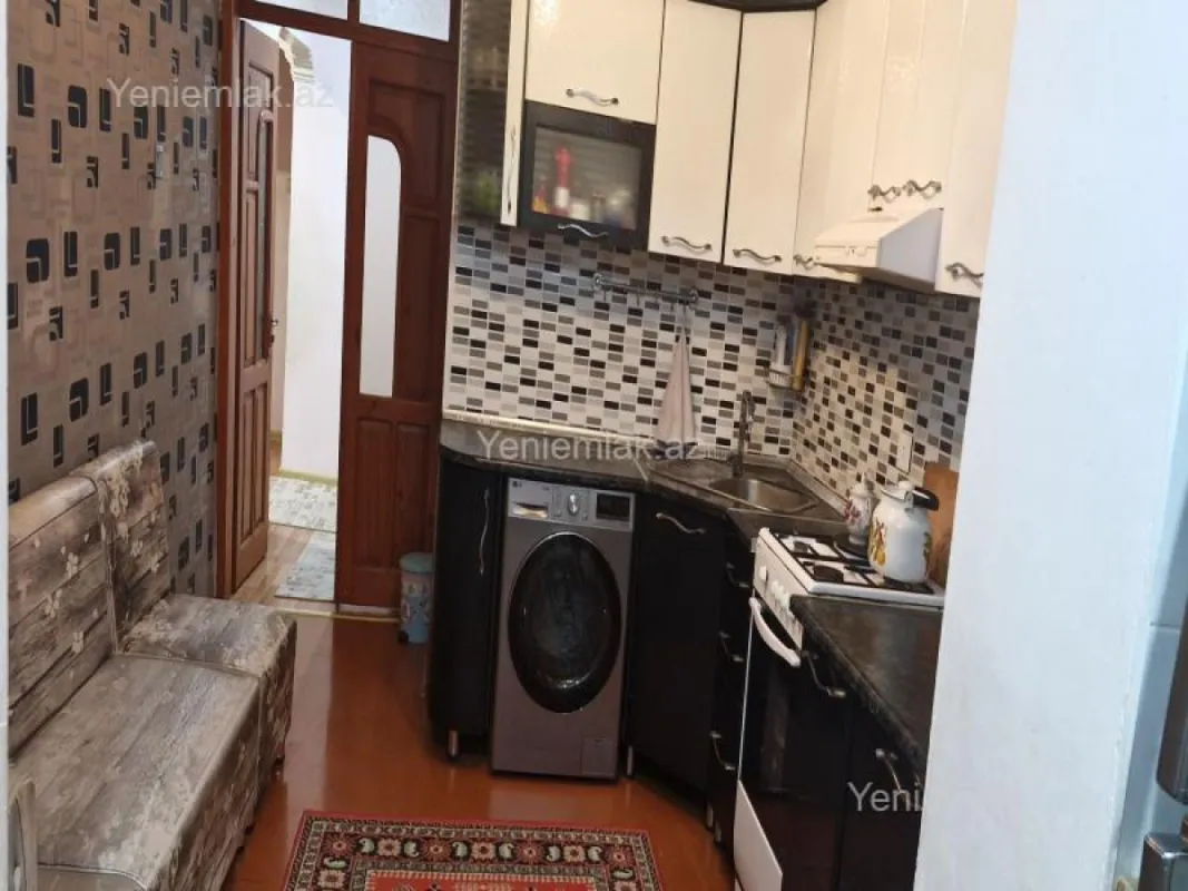 Satılır 3 otaqlı köhnə tikili 75 m²