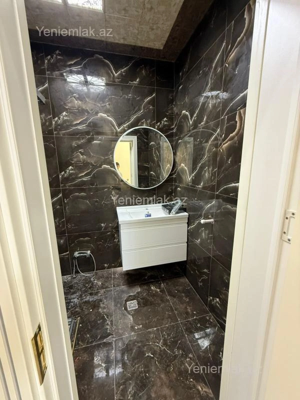 Satılır 2 otaqlı yeni tikili 87 m²