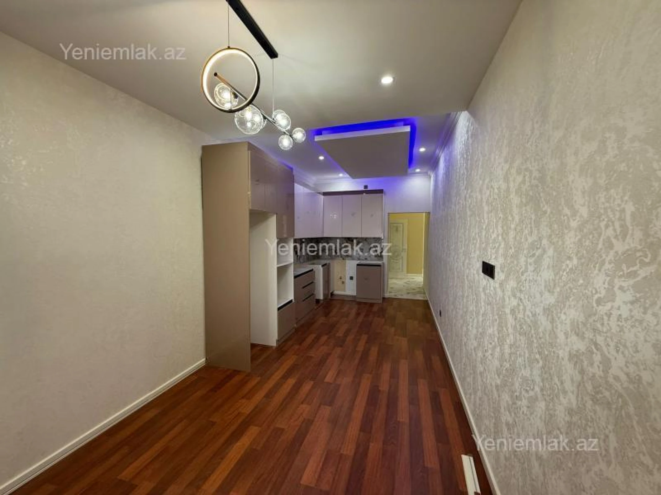 Satılır 2 otaqlı yeni tikili 87 m²