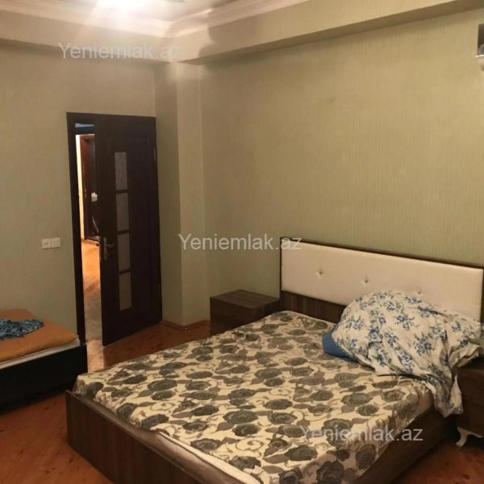 Satılır 2 otaqlı yeni tikili 87 m²