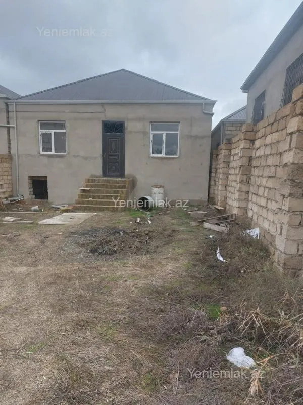 Satılır 4 otaqlı həyət evi 95 m²