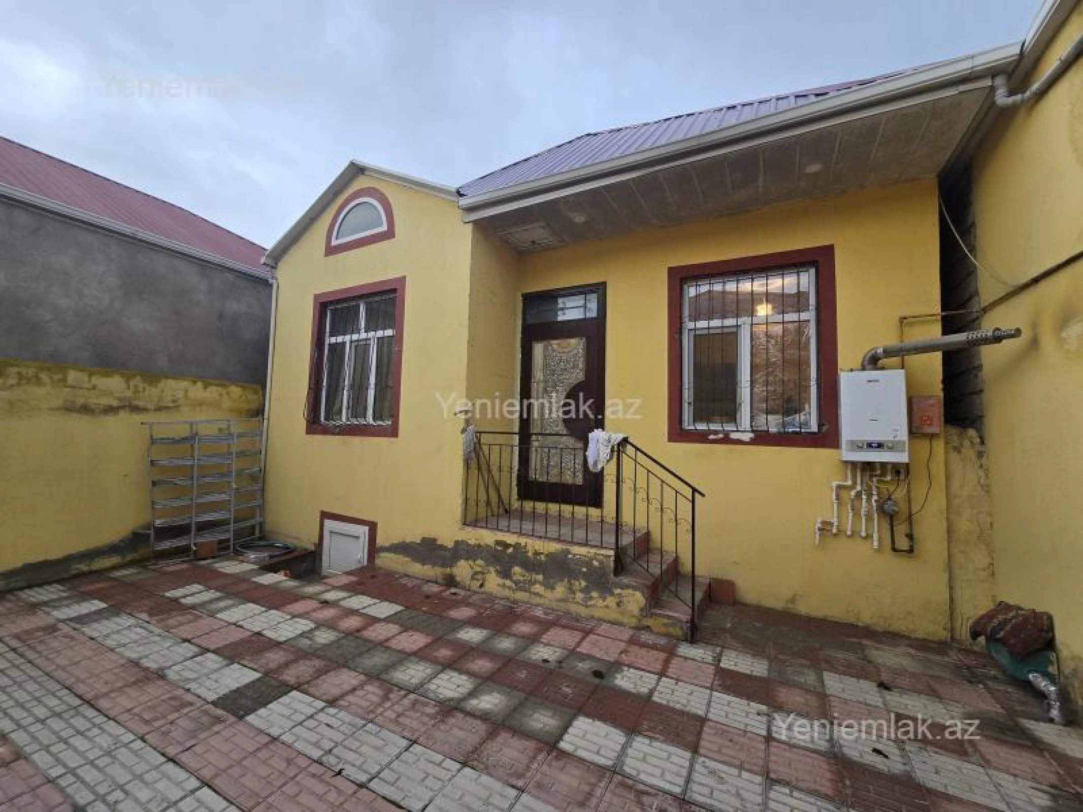 Satılır 3 otaqlı həyət evi 70 m²