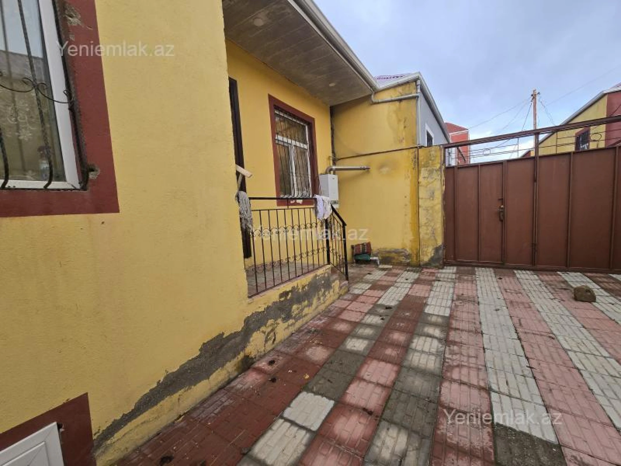 Satılır 3 otaqlı həyət evi 70 m²
