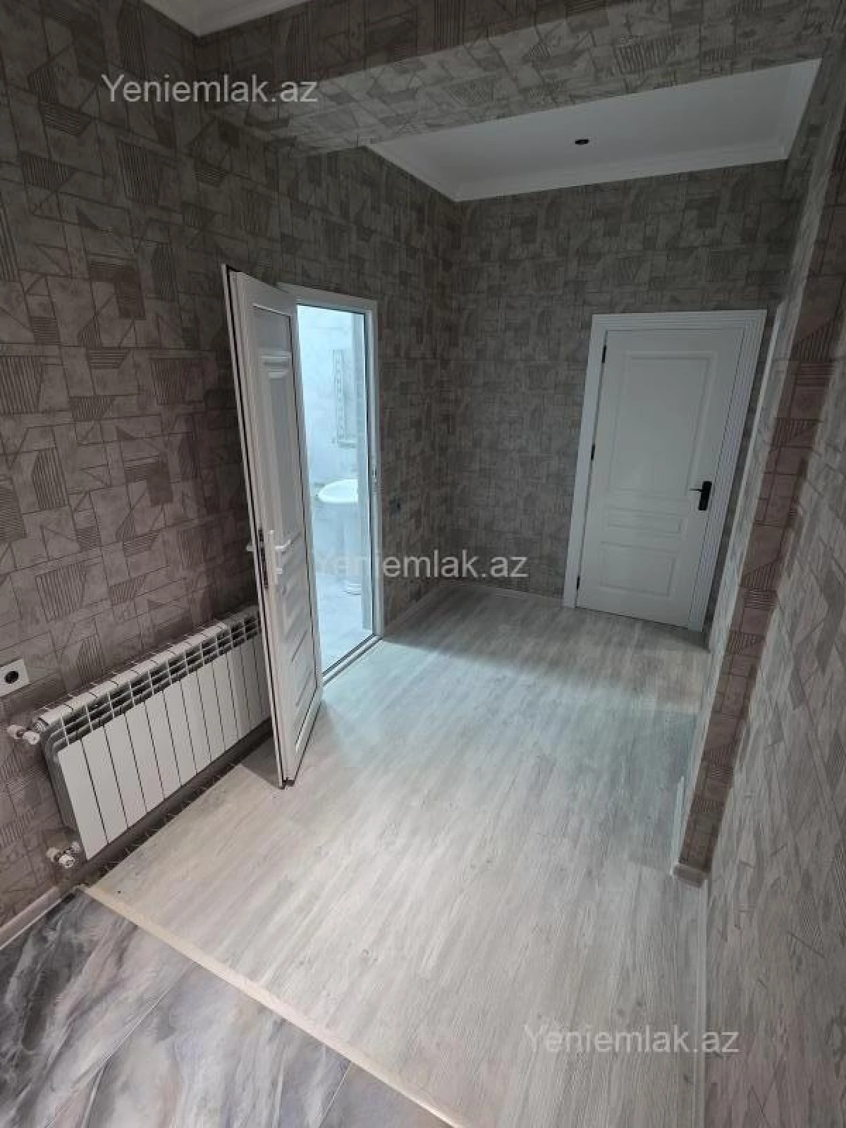 Satılır 2 otaqlı yeni tikili 61.5 m²