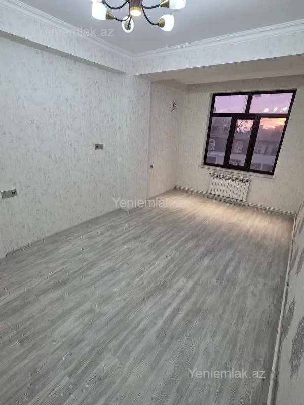 Satılır 2 otaqlı yeni tikili 61.5 m²