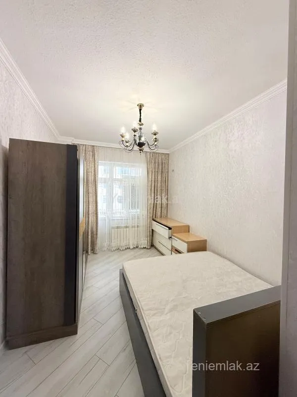Satılır 3 otaqlı yeni tikili 74 m²