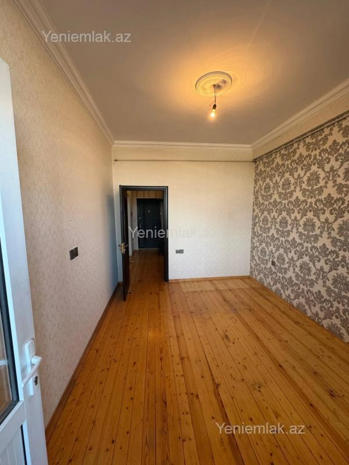 Satılır 2 otaqlı yeni tikili 60 m²