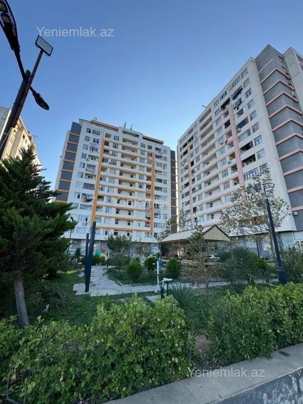 Satılır 2 otaqlı yeni tikili 60 m²