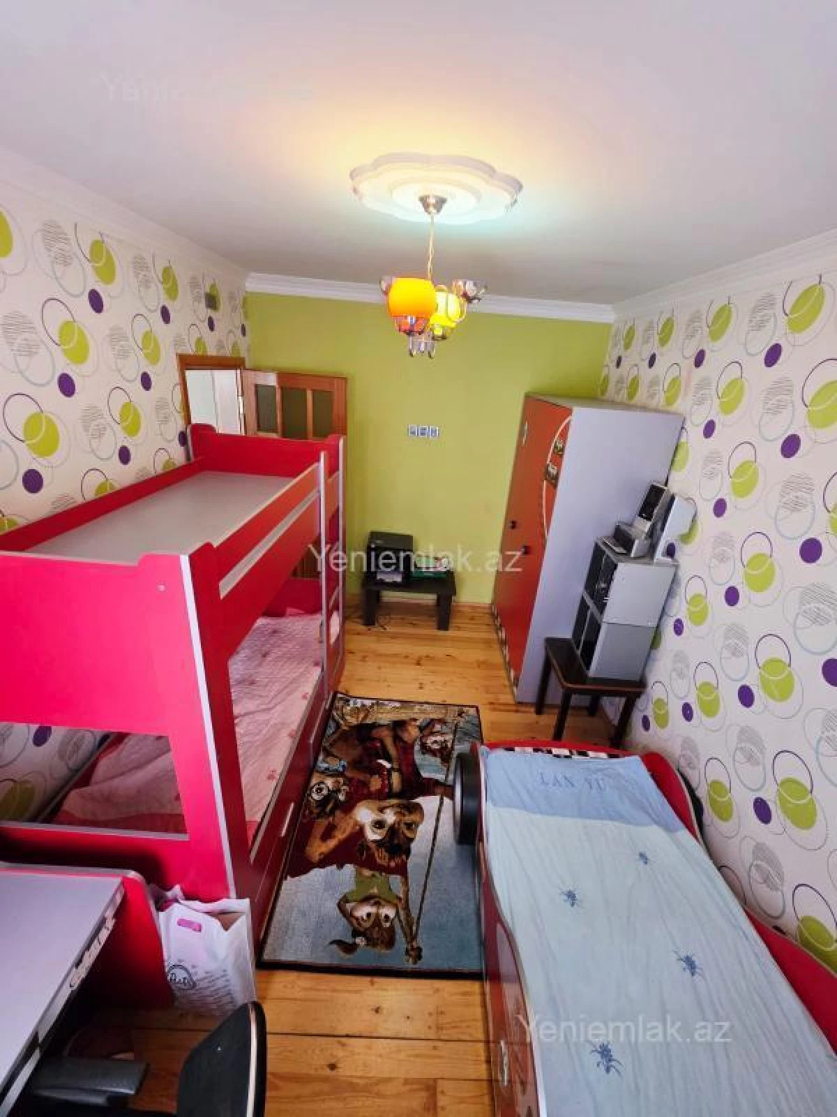 Satılır 4 otaqlı köhnə tikili 88 m²