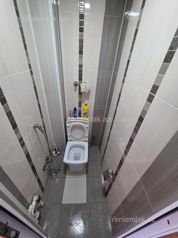 Satılır 4 otaqlı köhnə tikili 88 m²