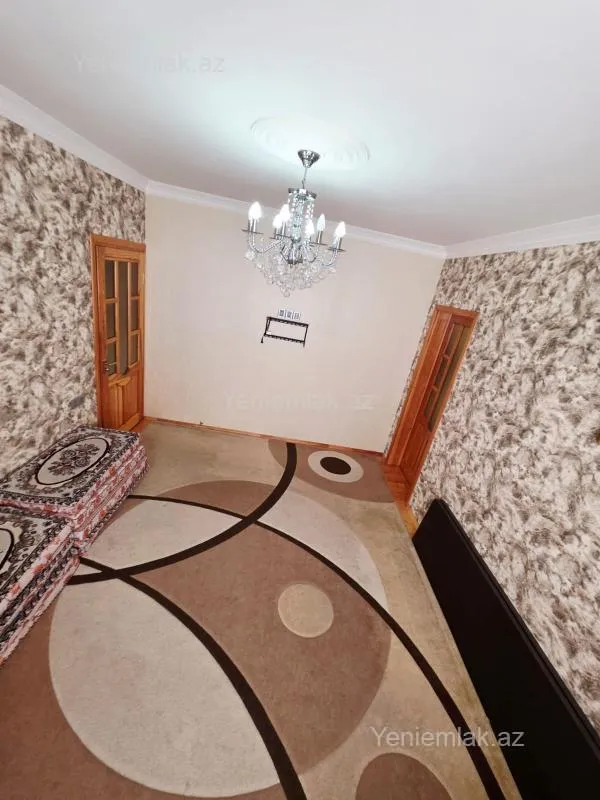 Satılır 4 otaqlı köhnə tikili 88 m²
