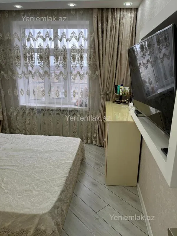 Satılır 3 otaqlı köhnə tikili 88 m²