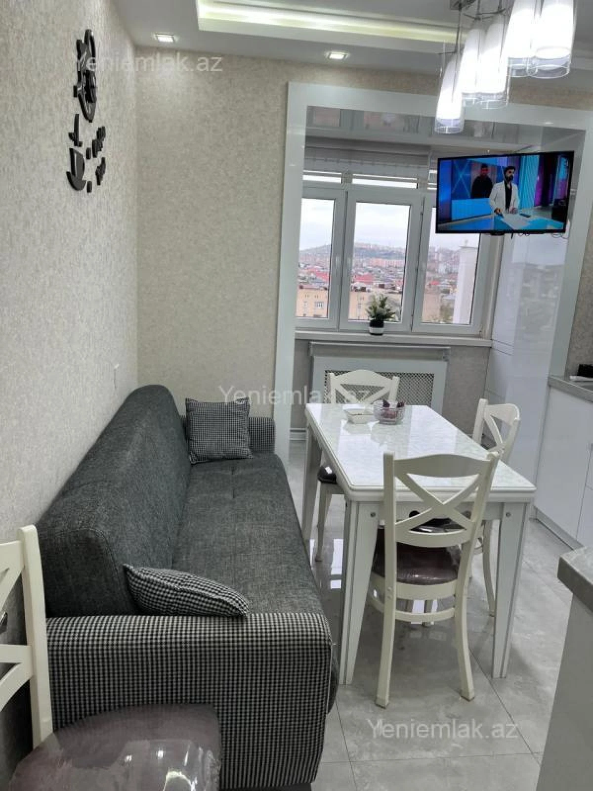 Satılır 3 otaqlı köhnə tikili 88 m²