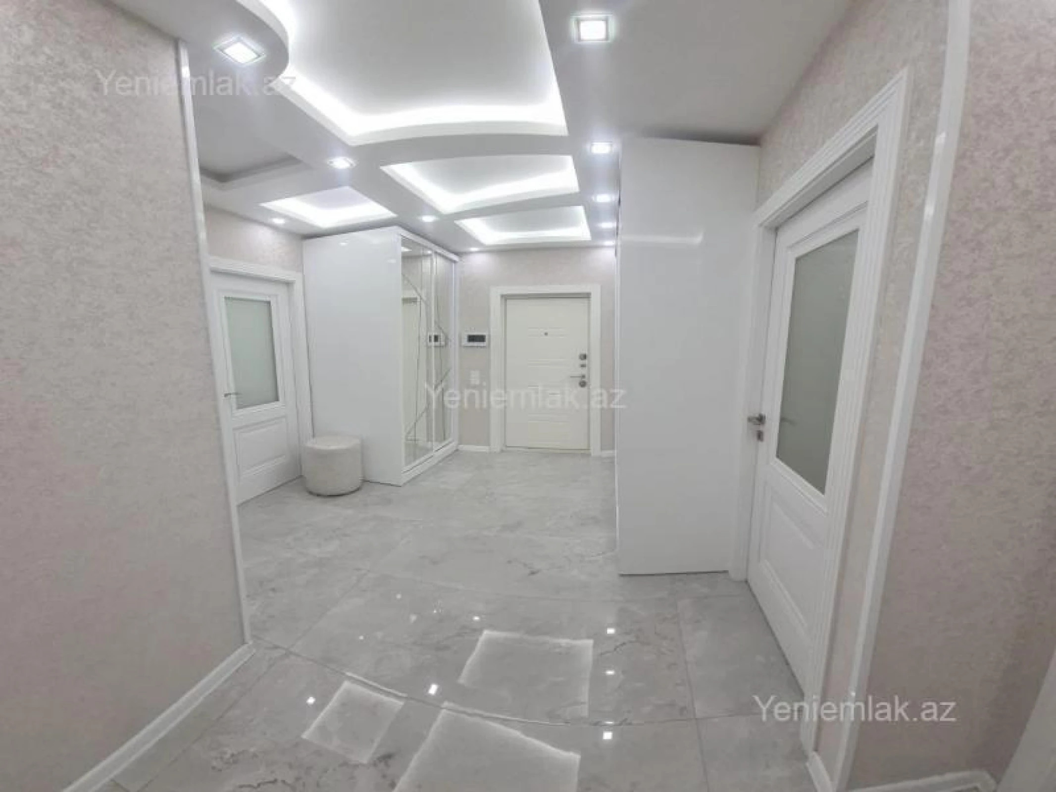 Satılır 3 otaqlı köhnə tikili 88 m²