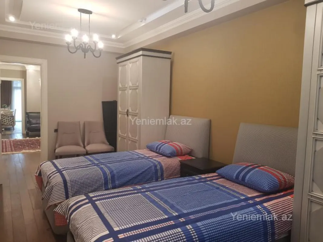 Satılır 3 otaqlı yeni tikili 161 m²