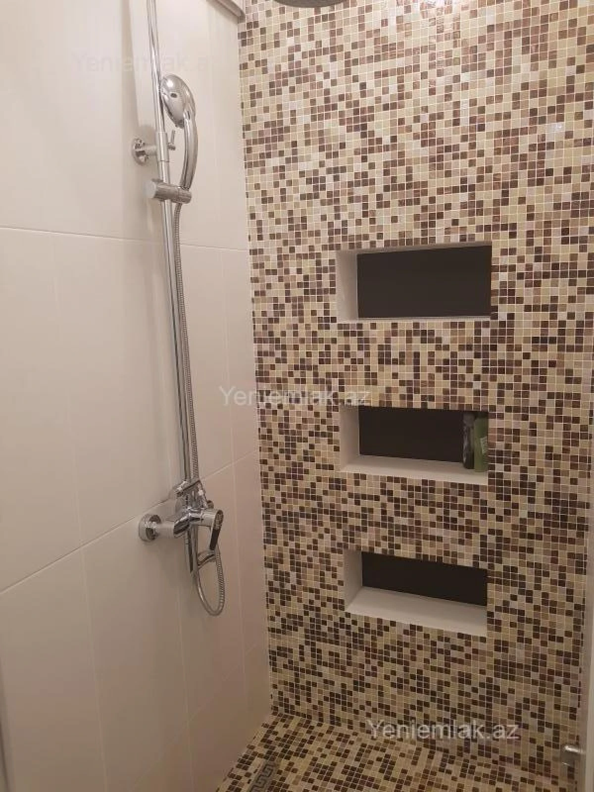 Satılır 3 otaqlı yeni tikili 161 m²