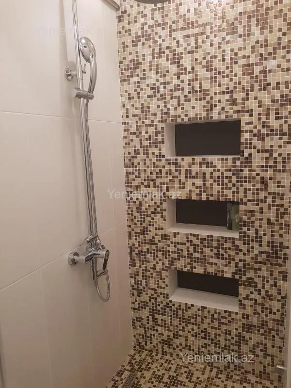 Satılır 3 otaqlı yeni tikili 161 m²