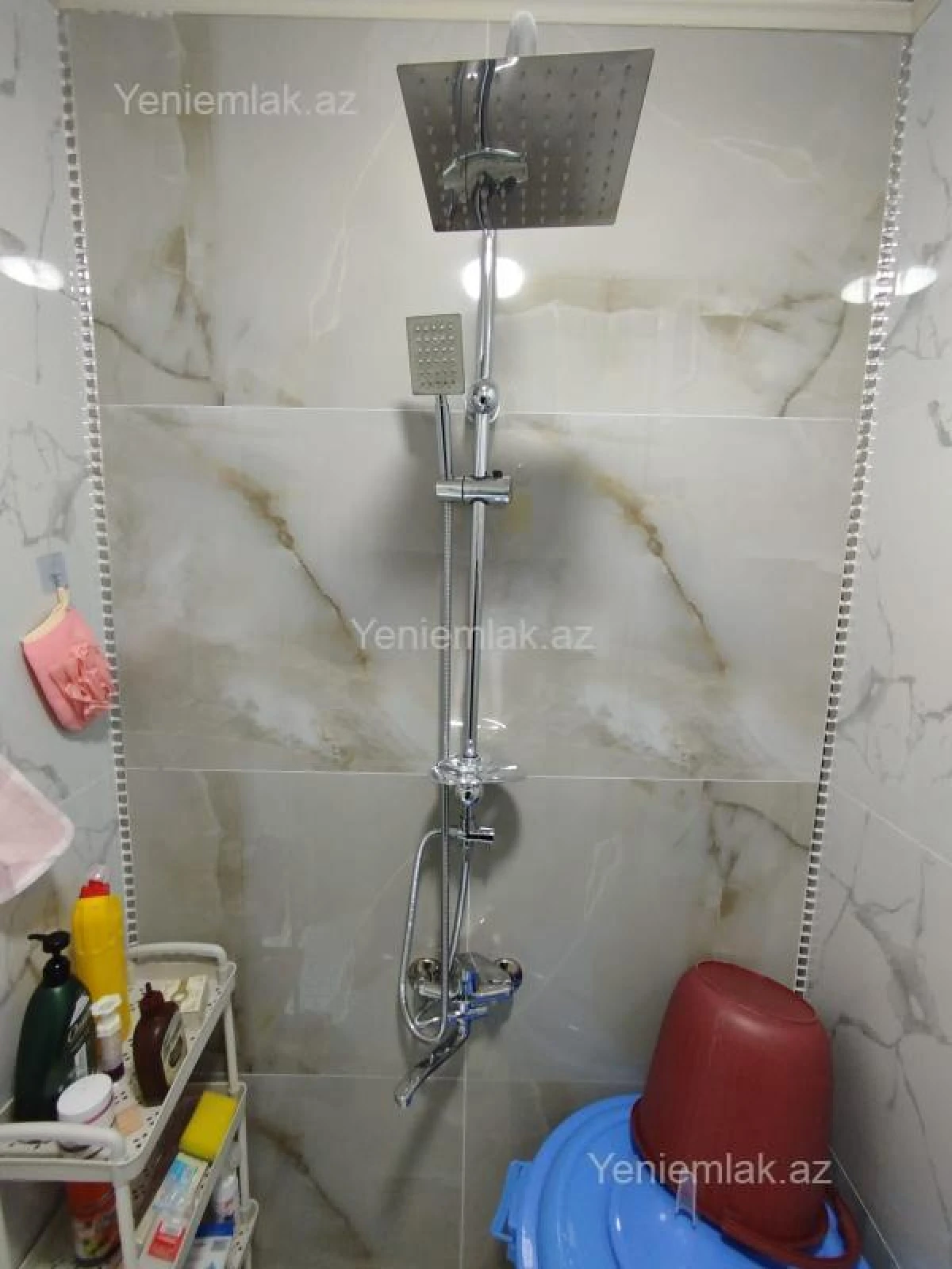 Satılır 1 otaqlı köhnə tikili 20 m²