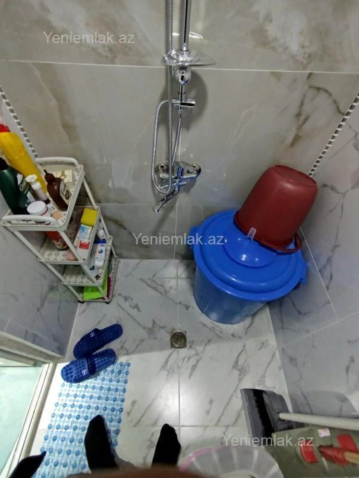 Satılır 1 otaqlı köhnə tikili 20 m²