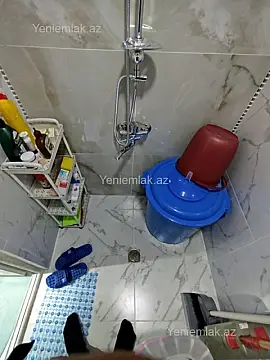 Satılır 1 otaqlı köhnə tikili 20 m²