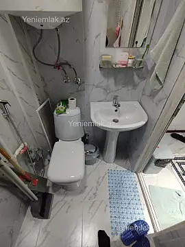Satılır 1 otaqlı köhnə tikili 20 m²