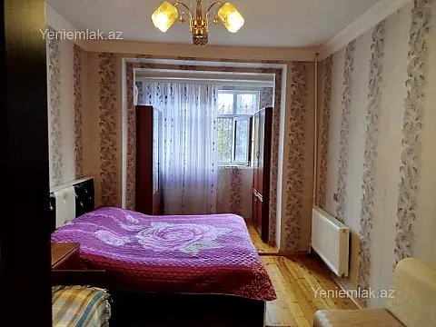 Satılır 3 otaqlı köhnə tikili 72 m²