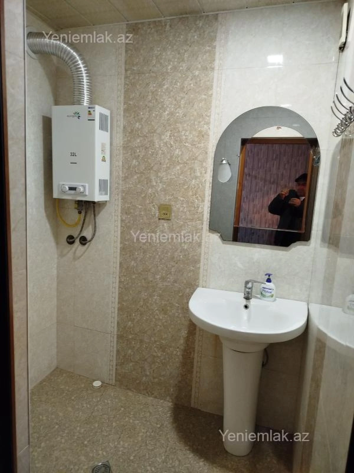 Satılır 3 otaqlı köhnə tikili 72 m²