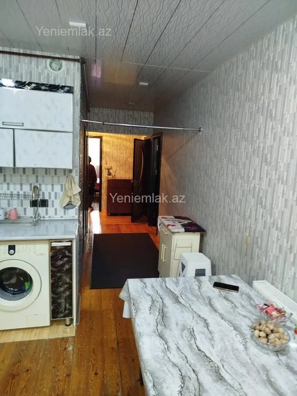 Satılır 3 otaqlı köhnə tikili 72 m²