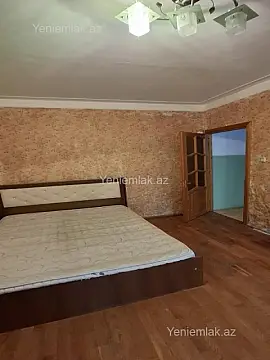 Satılır 2 otaqlı köhnə tikili 60 m²